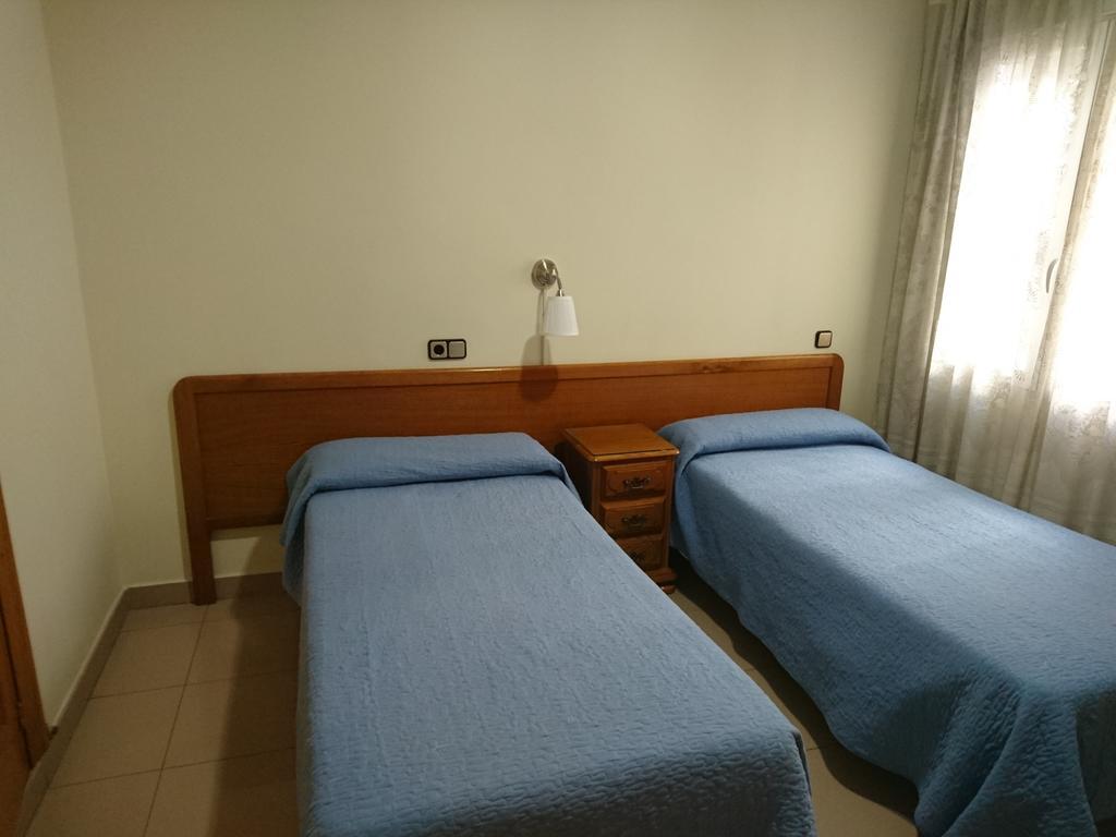 Hostal Retiro Madrid Chambre photo