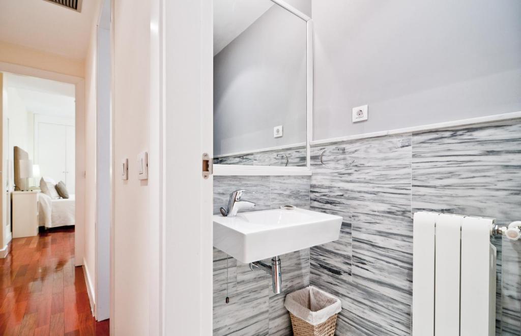 Hostal Retiro Madrid Chambre photo