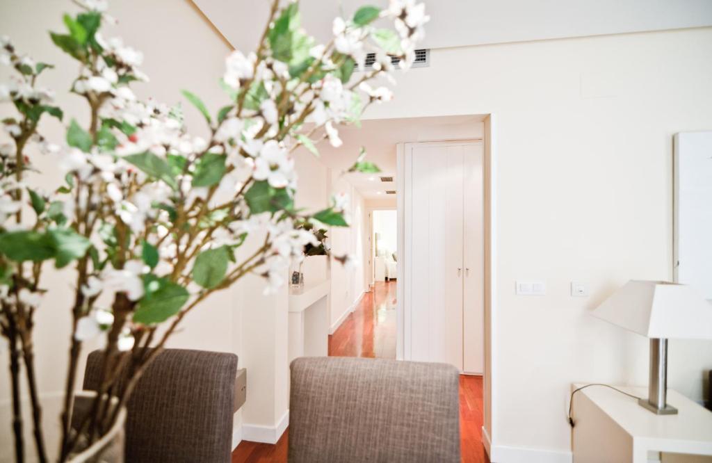 Hostal Retiro Madrid Extérieur photo