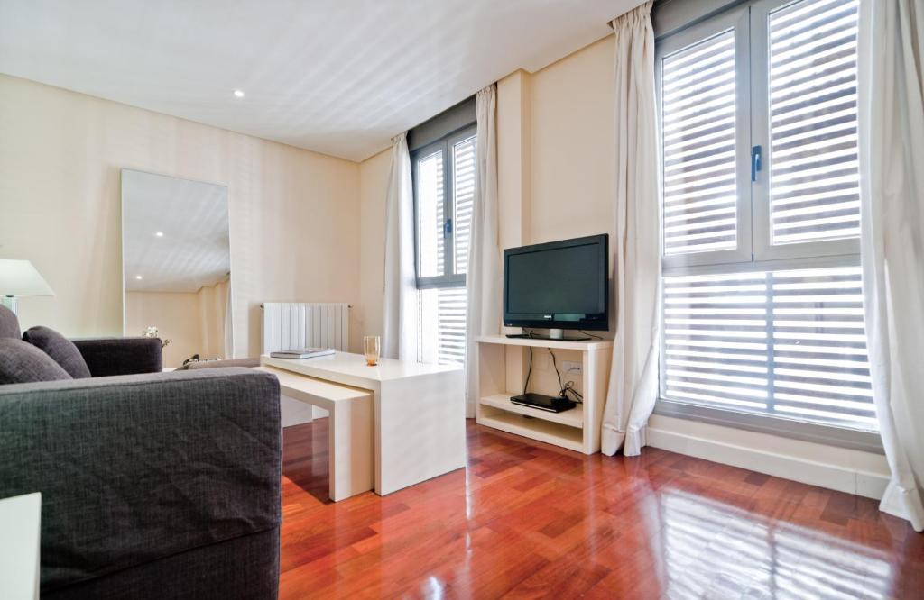 Hostal Retiro Madrid Extérieur photo