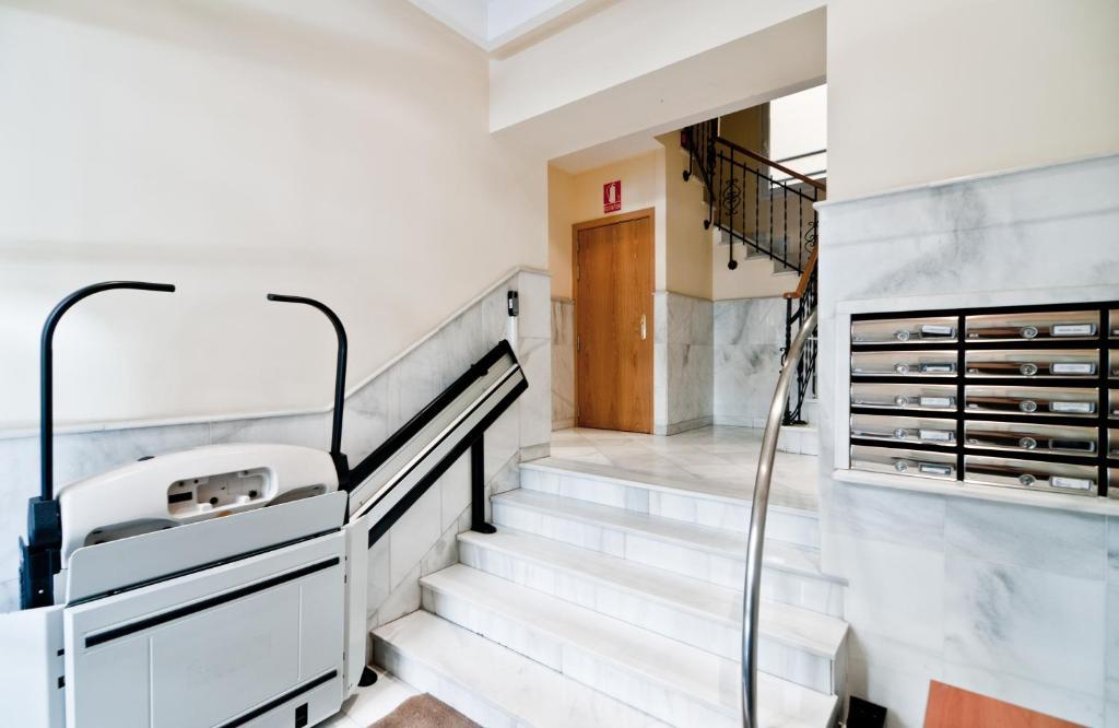 Hostal Retiro Madrid Extérieur photo